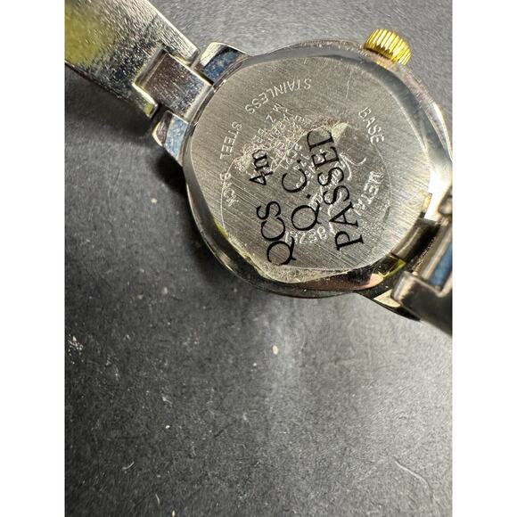 Vanity Fair Diamond Two Tone Quartz Analog Women's Watch Japan Movt Bracelet - Picture 5 of 5